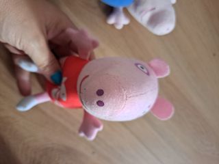 Lote muñecos george y peppa pig