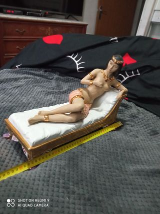 Figura de porcelana hecho la mano