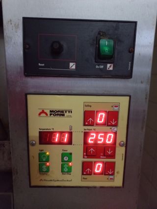 Horno Moretti Forni