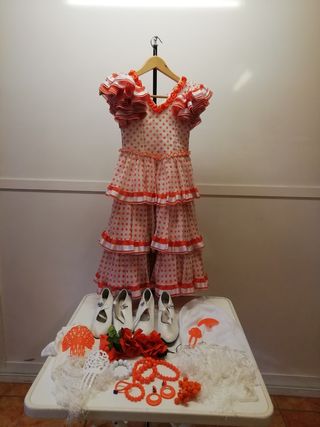 Traje de gitana+zapatos+ complementos.
