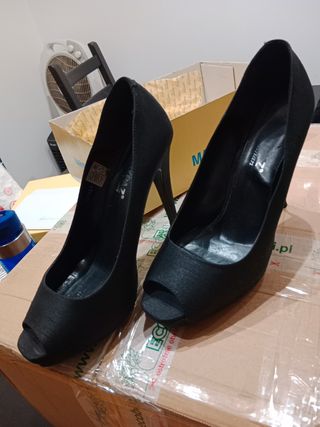 Zapato negro tacón mujer