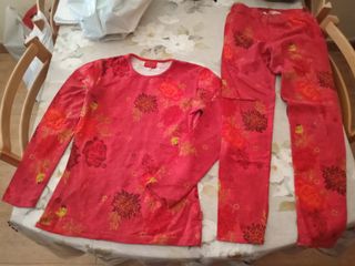 Conjunto Kenzo Jungle camiseta leggings rojo 16año