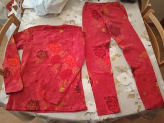 Conjunto Kenzo Jungle camiseta leggings rojo 16año
