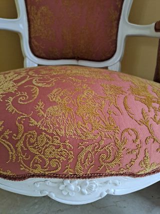 Butacón blanco con reposabrazos