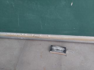 Pizarra grande escolar de tiza