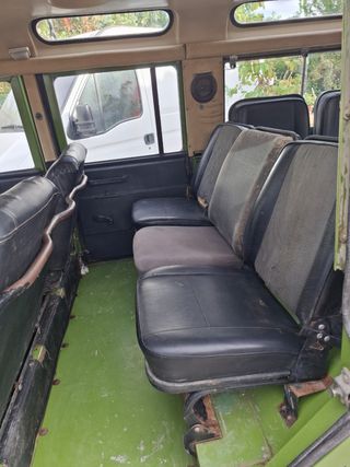 Land Rover santana 109 super 1987 9 plazas.
