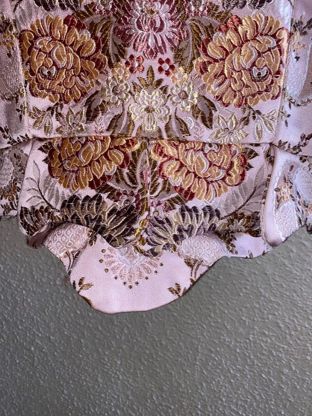 Traje de fallera color rosa