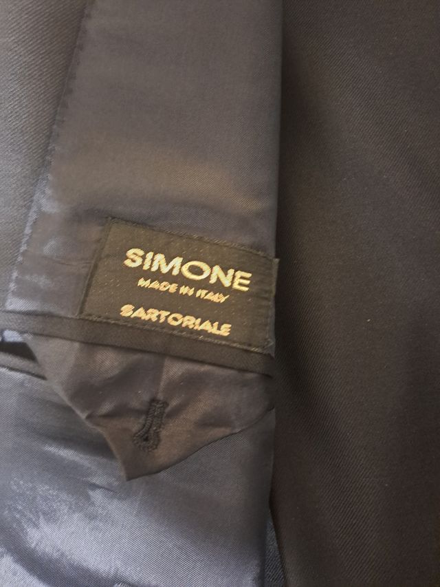 Completo elegante uomo