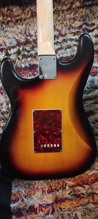 Guitarra eléctrica Fender squier