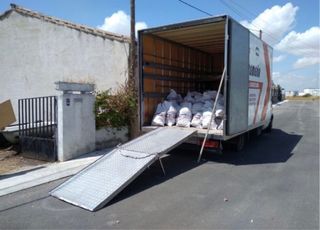 RECOGIDA DE SACOS LIMPIEZA DE ESCOMBROS