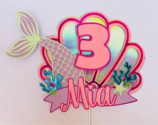Cake topper 