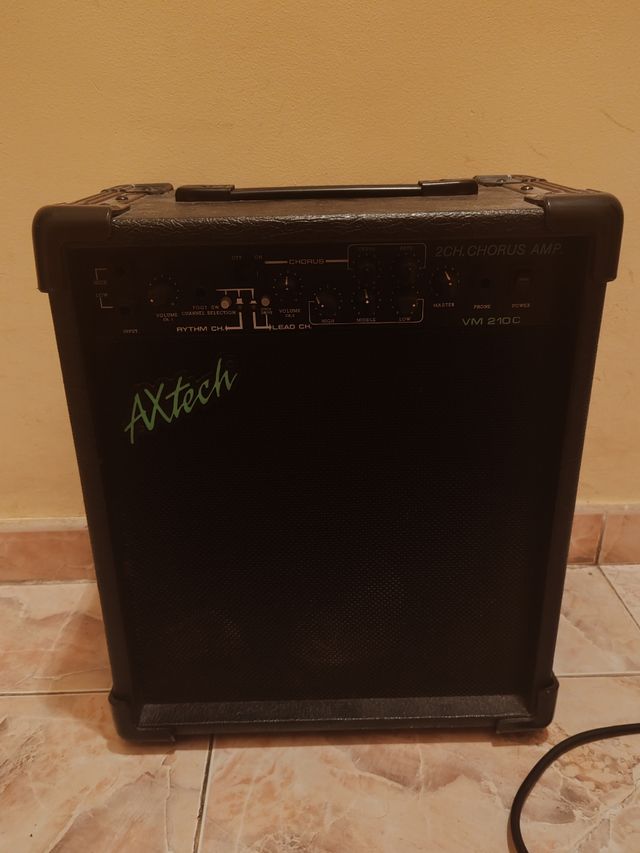 Amplificador de guitarra Axtech