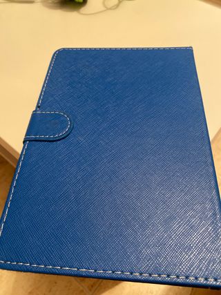 Funda para tablet ,con teclado y sujeccion