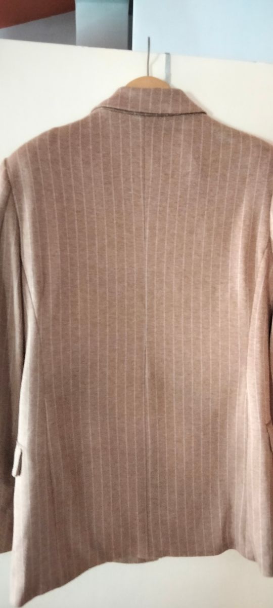 ELEGANTE GIACCA CAMMELLO A RIGHE BIANCHE