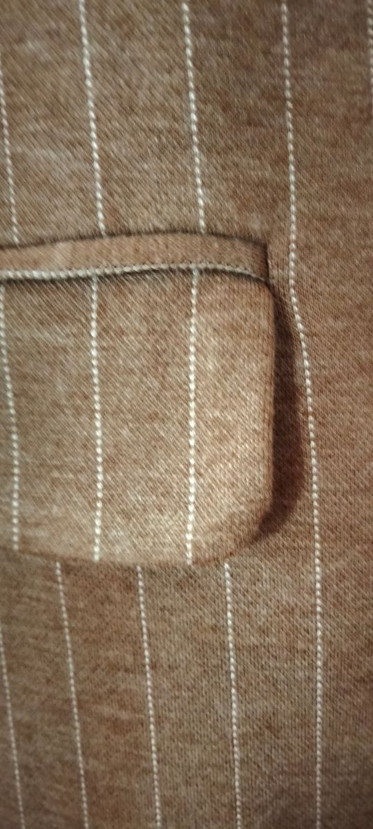 ELEGANTE GIACCA CAMMELLO A RIGHE BIANCHE