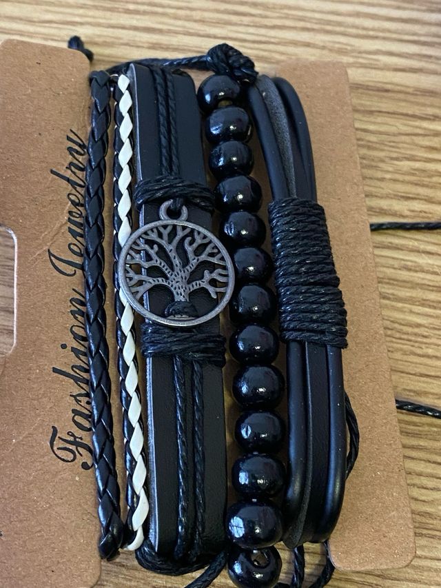 Orologio con bracciali