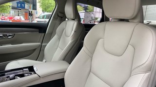 VOLVO S90 2.0 T8 RECHARGE CORE BRIGHT 4WD AUTO 4P