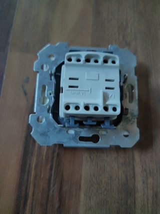 Interruptor de persiana bjc
