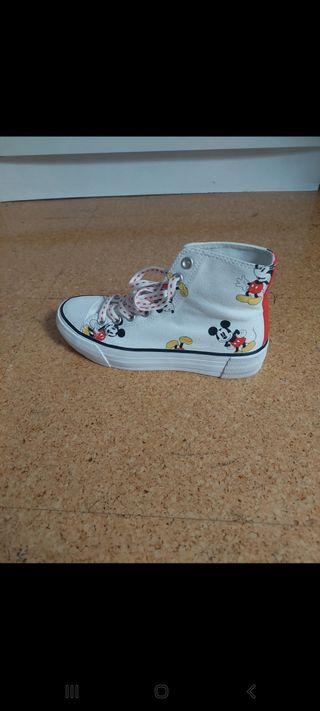 Zapatillas - Botas con dibujos Mickey