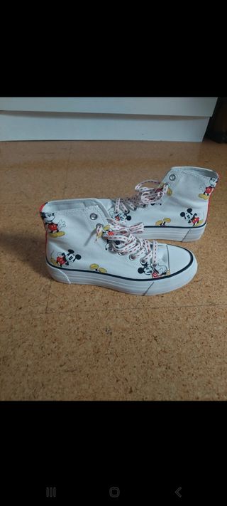 Zapatillas - Botas con dibujos Mickey