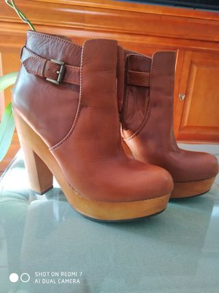 Botines piel marrón