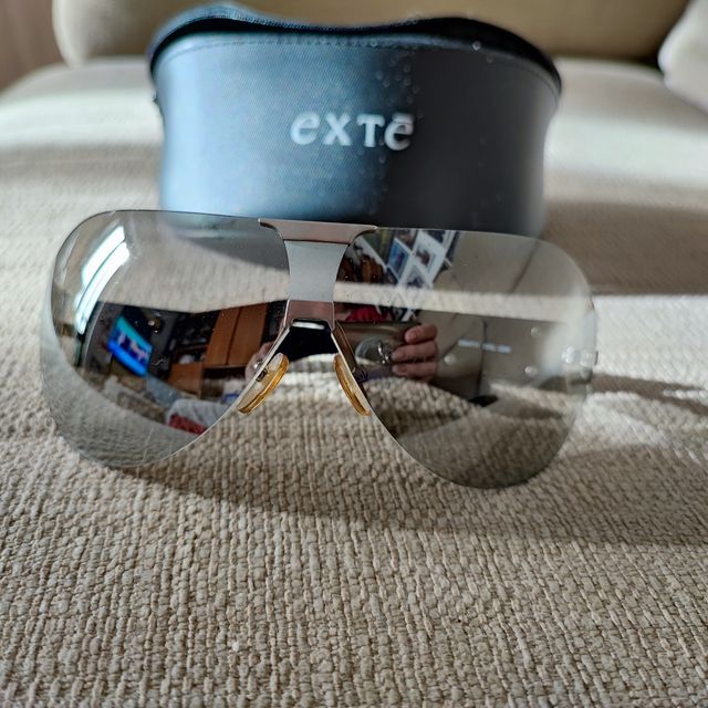 Occhiali da sole a specchio "Sting"