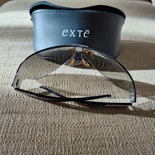 Occhiali da sole a specchio "Sting"