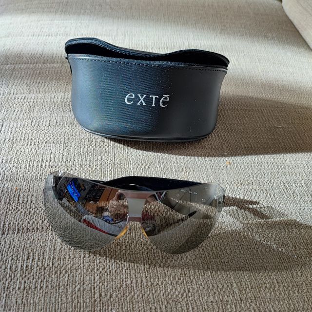 Occhiali da sole a specchio "Sting"