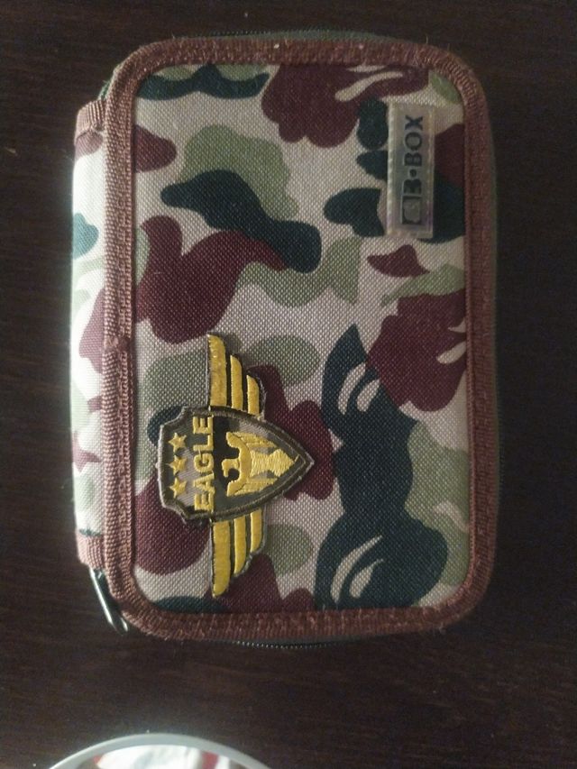 Astuccio scuola a tre scomparti