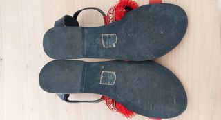 Sandalias Koala Bay flecos rojas