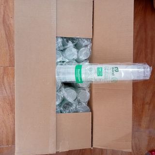 Vasos de tubo de plastico