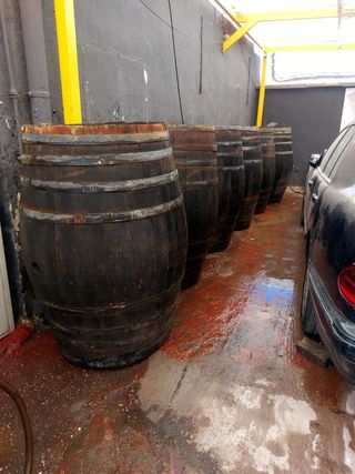 BARRICAS DE MADERA DE 500 LITROS.
