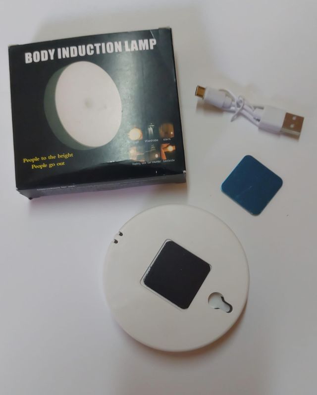 Luce a sensore di movimento ricaricabile