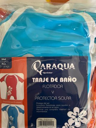 Bañador infantil con flotador y protector solar