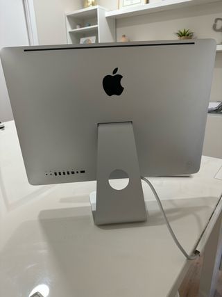 Apple iMac 21.5