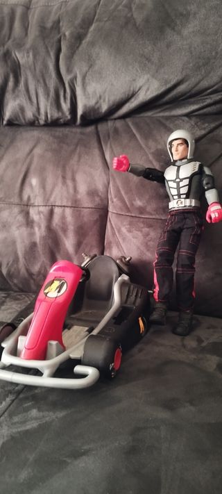 Action man coche carreras