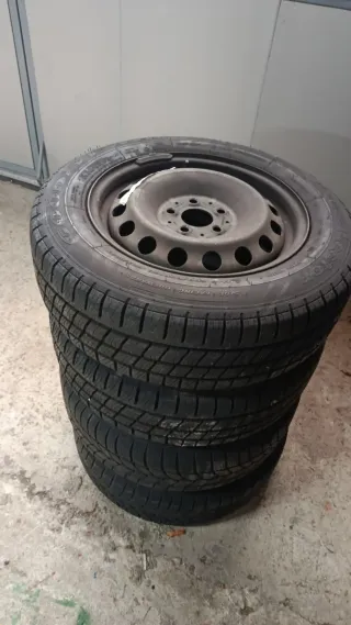 Llantas y cubiertas viano Vito marcopolo