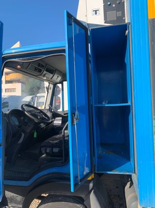 IVECO  EUROCARGO 2012