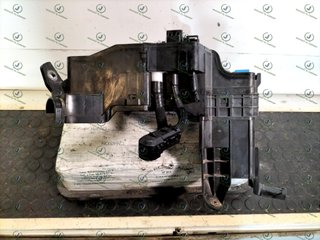 8266048050 CAJA RELES /FUSIBLES LEXUS RX 450h 3,5
