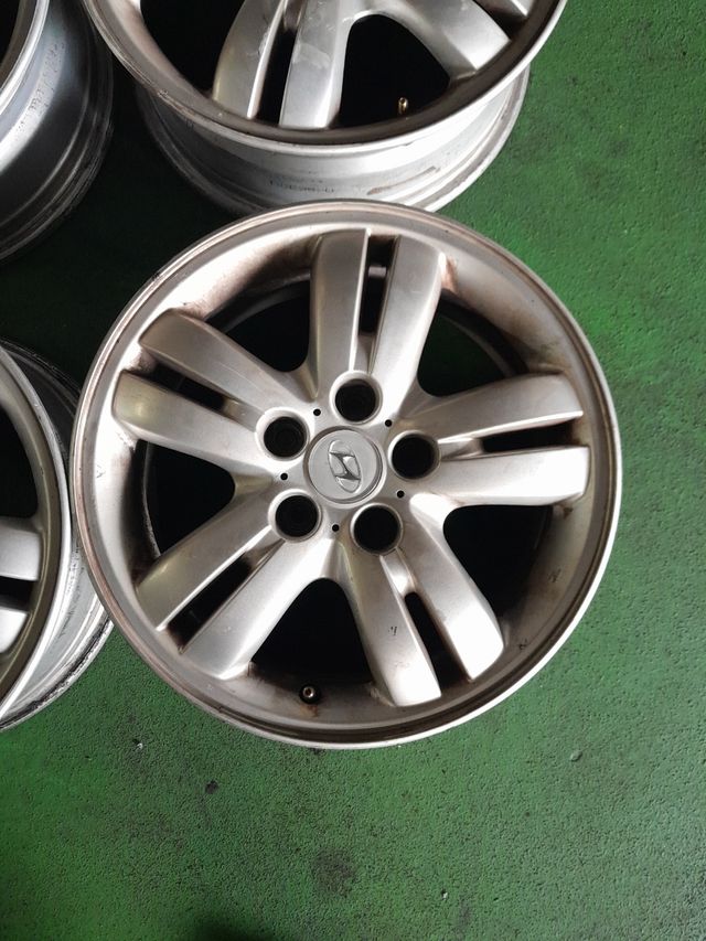 4 LLANTAS HYUNDAI TUCSON 16"