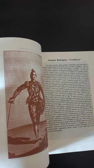 Álbum biografico Taurino