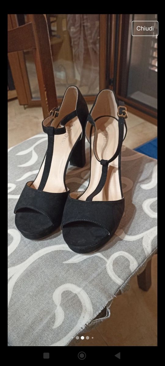 Décolleté donna nera vellutata ottime