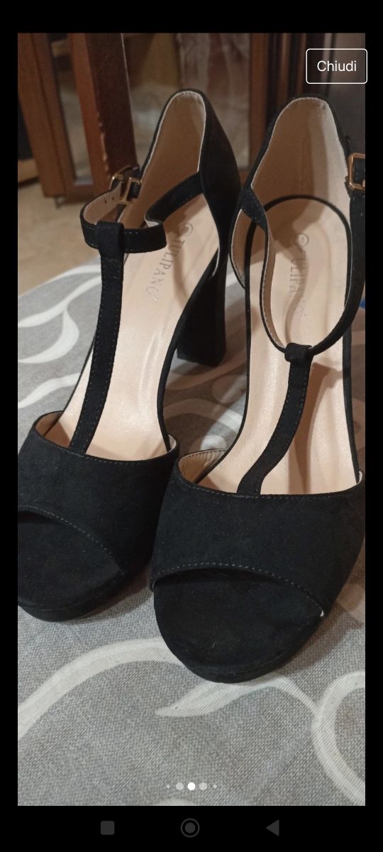 Décolleté donna nera vellutata ottime