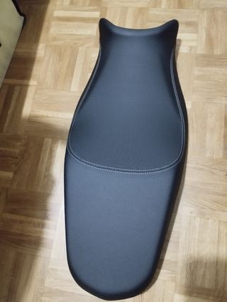 Asiento original Yamaha Tracer 7 2021