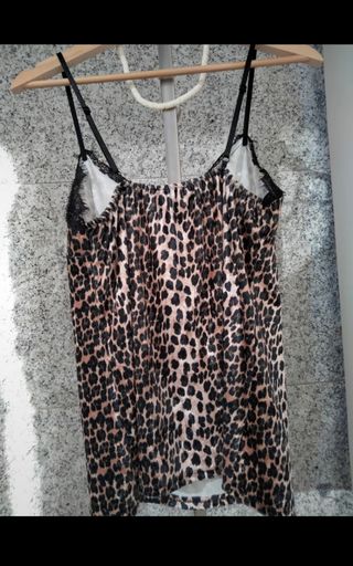 Top lencero animal print, encaje y terciopelo 