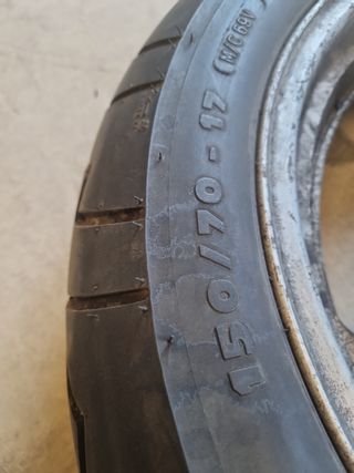 RUEDA TRASERA GSX750F.