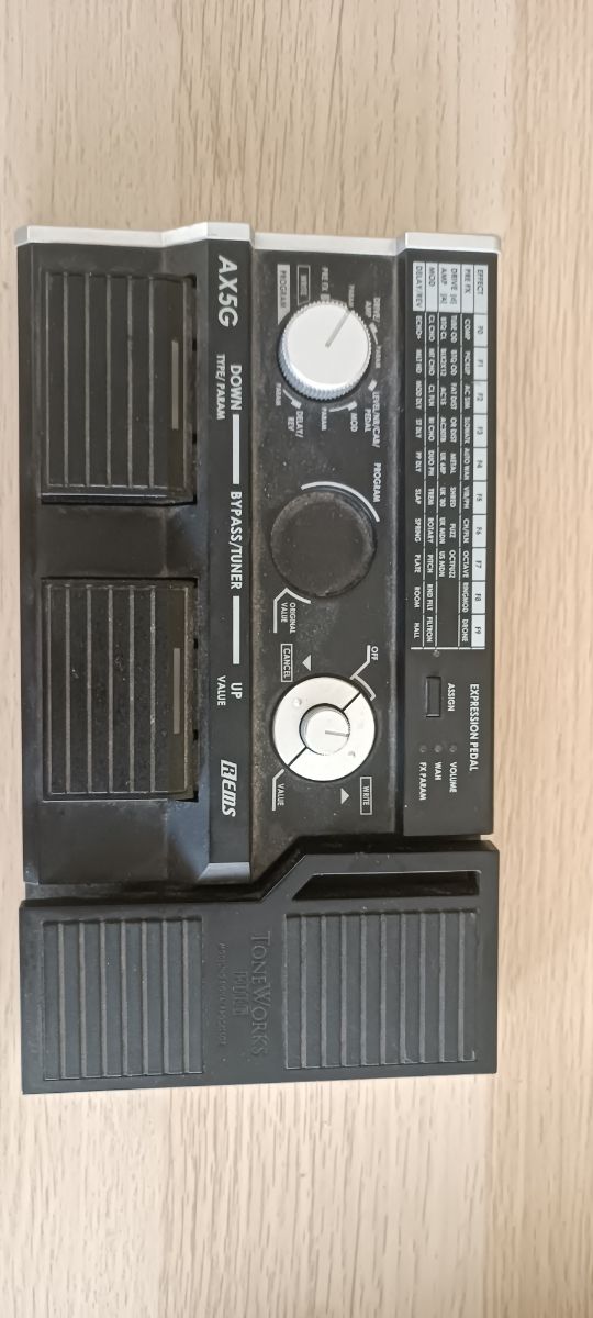 Pedalera efectos guitarra Korg AX5G