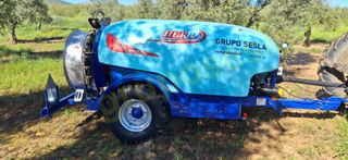 ATOMIZADOR 2000 LITROS HERPA ARRASTRADO
