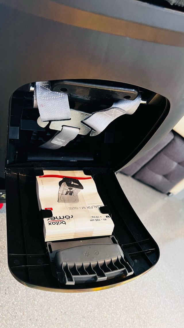 sillita Britax Römer Dualfix M I-size