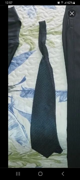 Traje para bodas lo dejo en 30. Euros